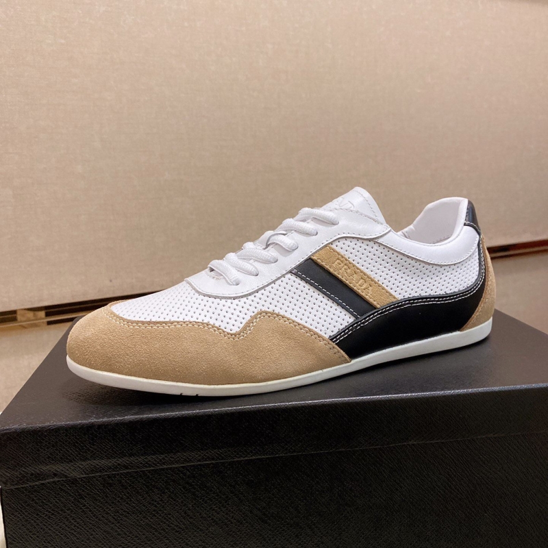 Pra*a casual shoes